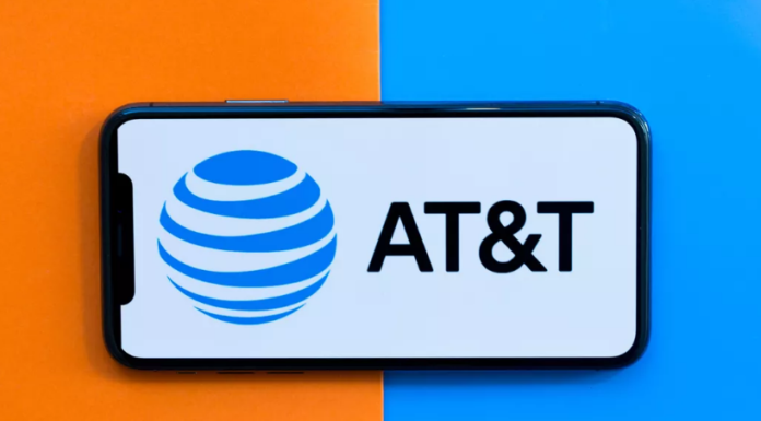 AT&T Review for Phone Plans, Internet Service, & TV AT & T Review