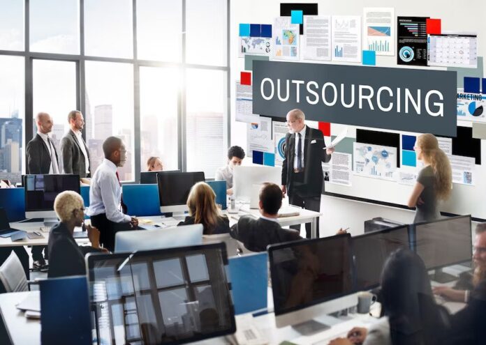 Outsourcing-IT-Services